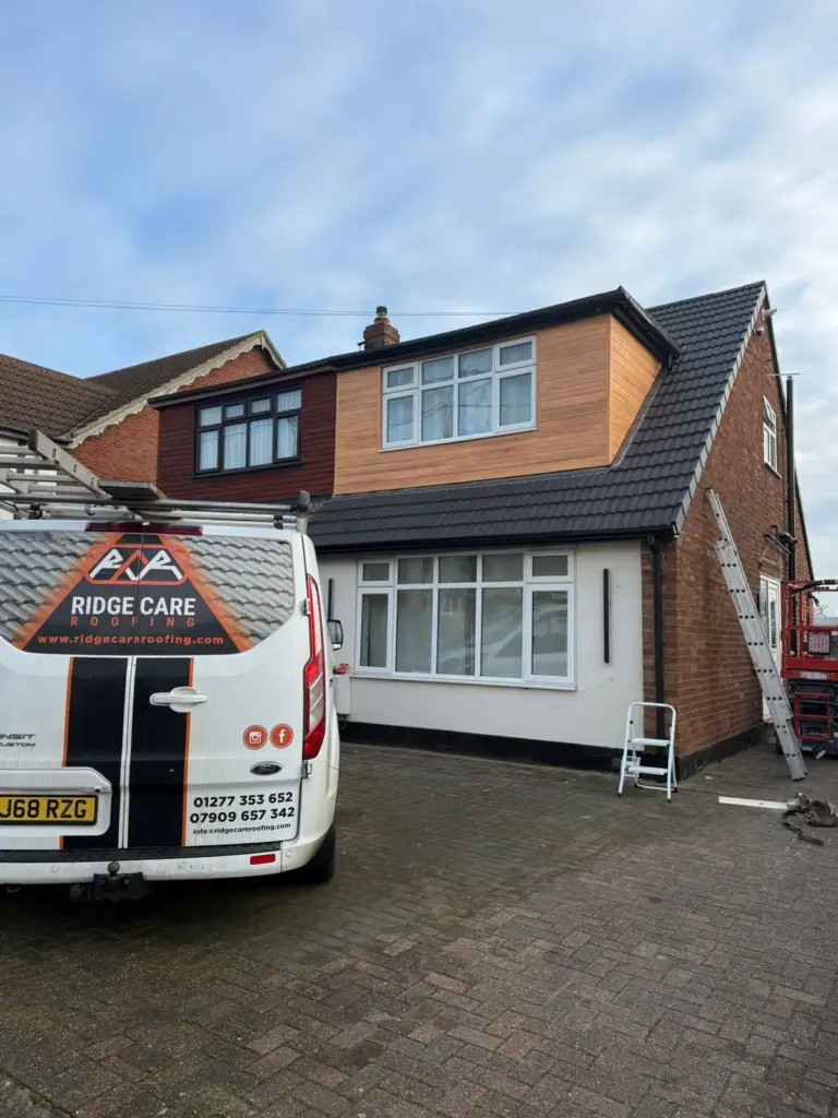 Roofline installation team vehicle